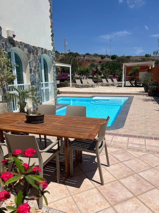 San BartoloméCasa Macken Con Piscina Climatizada Y Jacuzzi别墅 客房 照片