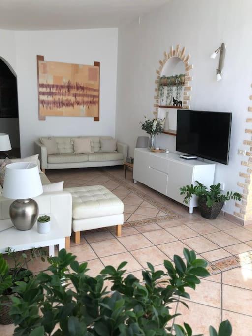 San BartoloméCasa Macken Con Piscina Climatizada Y Jacuzzi别墅 客房 照片