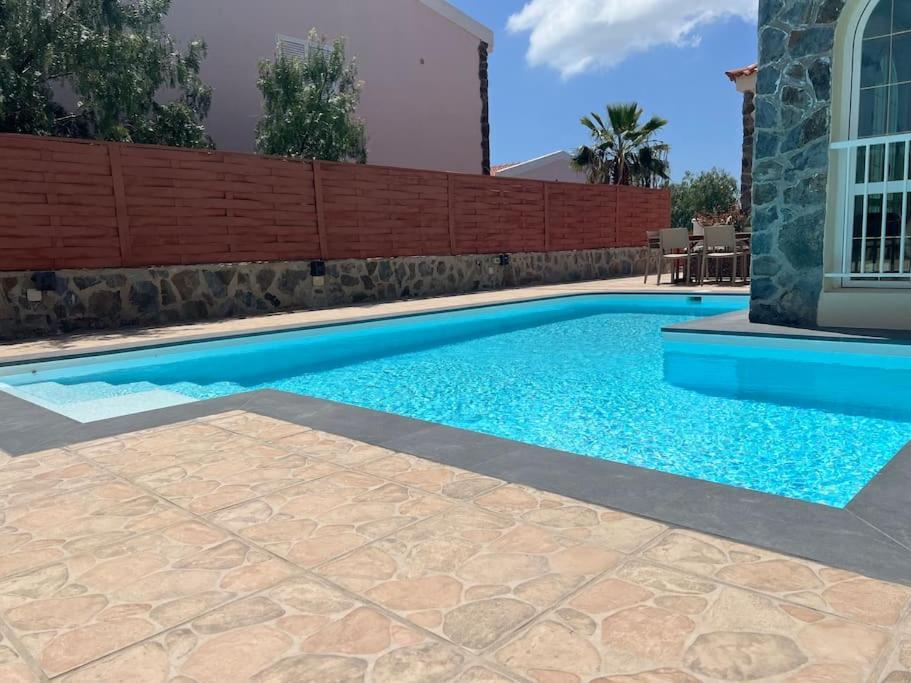 San BartoloméCasa Macken Con Piscina Climatizada Y Jacuzzi别墅 客房 照片